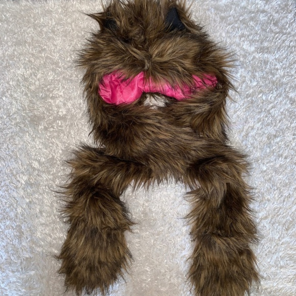 🔻Skaist Taylor Bear Hat